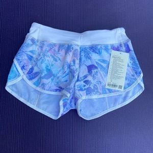 NWT Ivivva Floral Speedy Short Size 14 IMPF/WHT